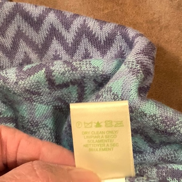 Sigrid Olsen Silk Rayon Zig Zag Pattern Pullover V Neck Top Petite Large Modern - Picture 13 of 13